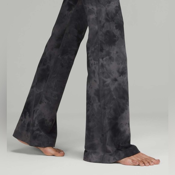 Lululemon Groove Super-High-Rise Flared Pant Nulu - Picture 3 of 12